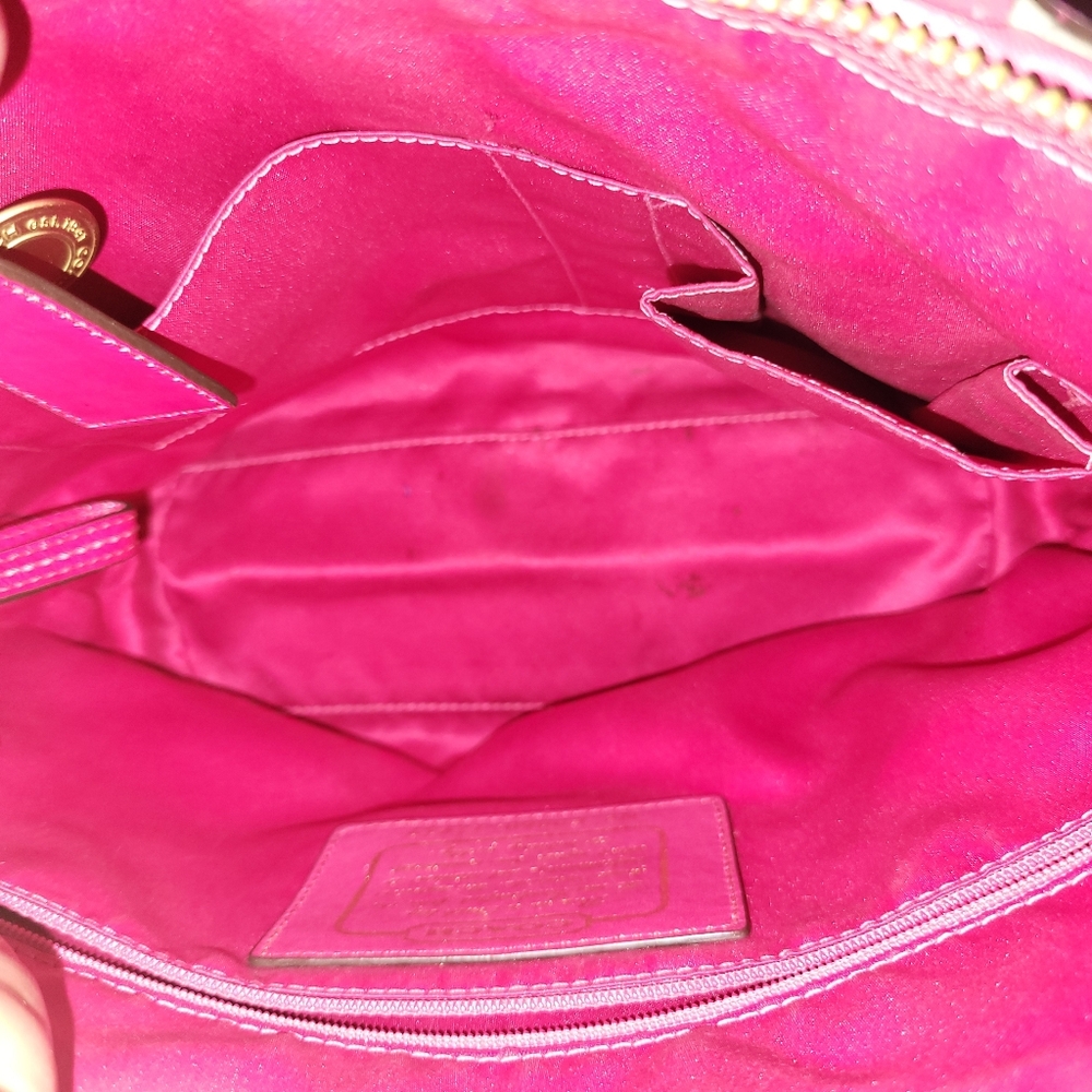 Coach Tote - Picture 3 of 4